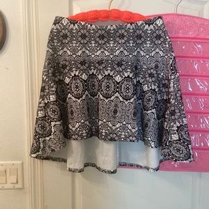 High low black and white skirt